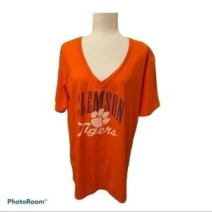 Clemson NWOT Women’s T-Shirt Size L by Fanatics